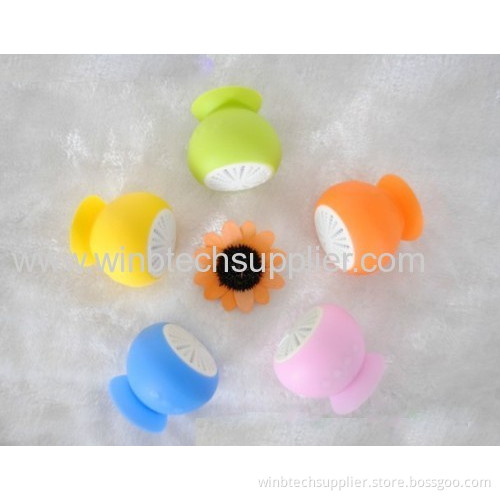 Mini Bluetooth Speaker With Suction Cup Sticker Bluetooth Speaker 